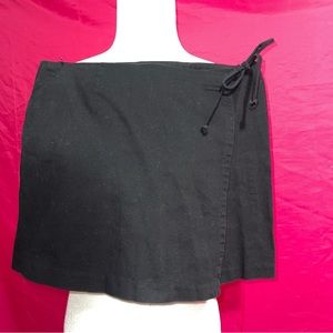 🟢Black miniskirt with built-in shorts🟢